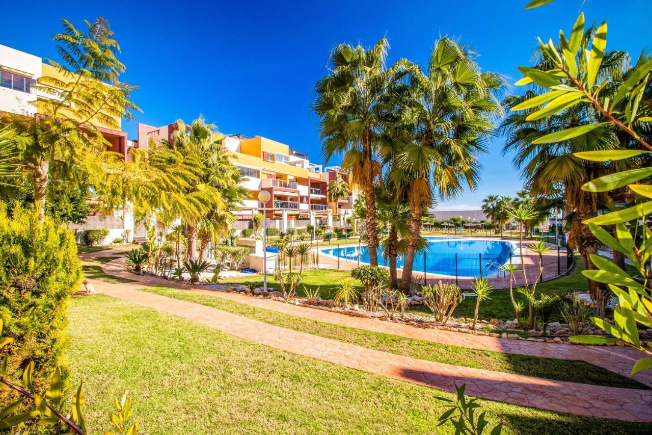 Ferienwohnung Bosque Playa Flamenca Exterior foto